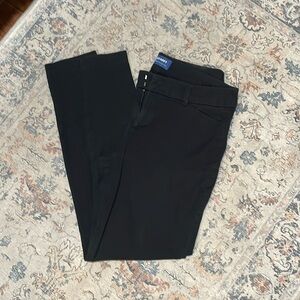 Old Navy Mid Rise Pixie Pants - size 10